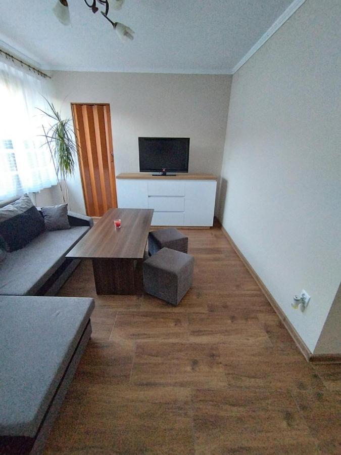 Apartament Przy Dworcu W Sanoku Екстер'єр фото