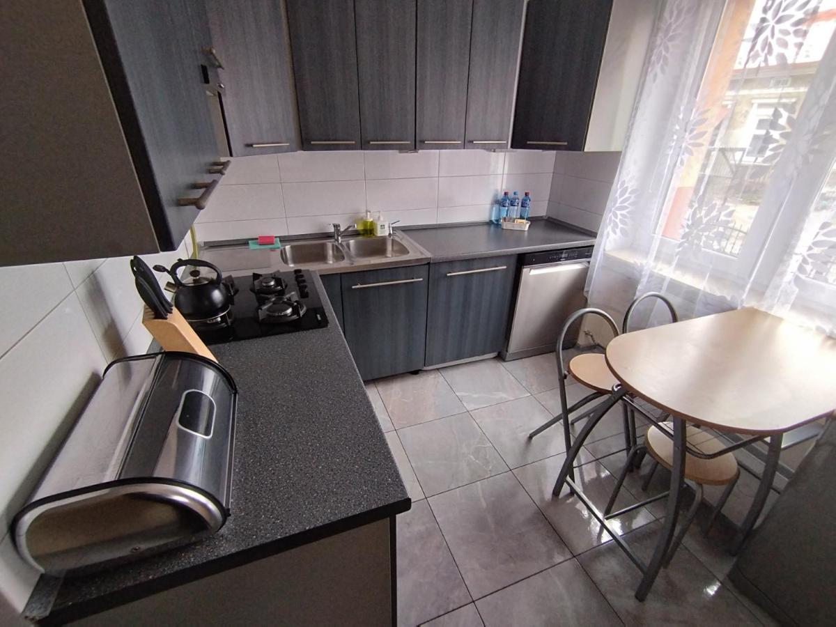Apartament Przy Dworcu W Sanoku Екстер'єр фото